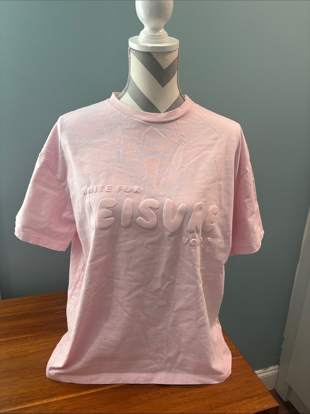 White Fox Boutique Pink Embossed "Leisure" Short Sleeve Tee